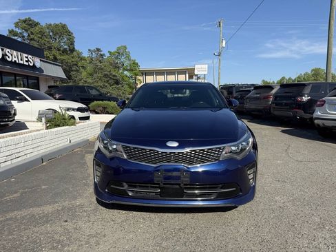 Used 2018 Kia Optima SX w/ Technology Package FWD image 4