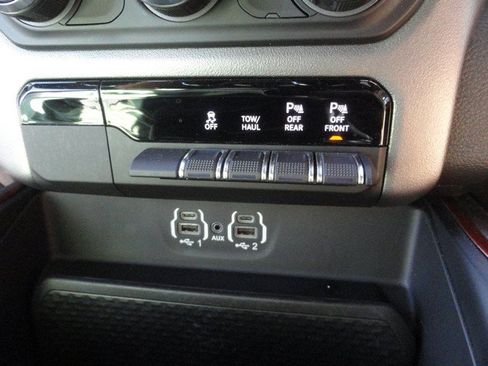 Used 2022 RAM 1500 Rebel w/ Rebel Level 2 Equipment Group AWD/4WD image 19