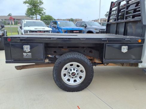 Used 2020 GMC Sierra 2500 4x4 Crew Cab w/ Convenience Package image 6
