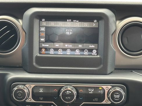 Used 2021 Jeep Wrangler Unlimited Sport S image 21