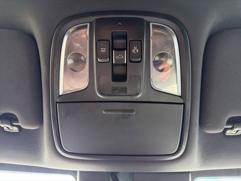 Used 2019 Kia Stinger GT2 image 21