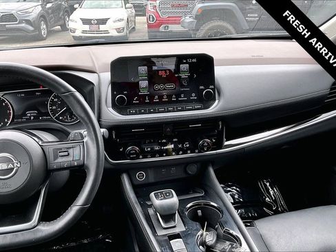Used 2022 Nissan Rogue SL w/ SL Premium Package FWD image 9
