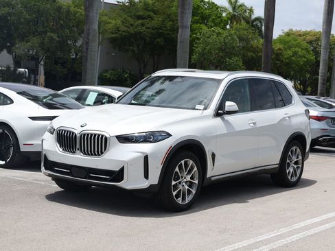 Used 2026 BMW X5 sDrive40i RWD image 1