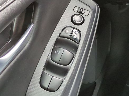 Certified 2022 Nissan Sentra S image 21