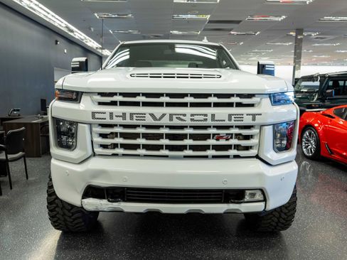 Used 2021 Chevrolet Silverado 2500 LTZ w/ LTZ Plus Package AWD/4WD image 2