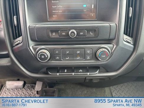 Used 2017 Chevrolet Silverado 1500 Custom w/ Custom Convenience Package AWD/4WD image 18
