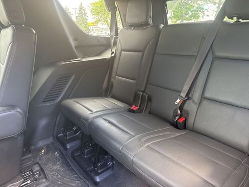 Used 2021 Chevrolet Tahoe Z71 w/ Z71 Off-Road Package image 23