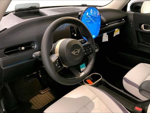 New 2026 MINI Cooper 2-Door Hardtop FWD image 4