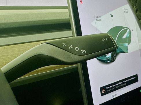 Used 2018 Tesla Model 3 Long Range image 23