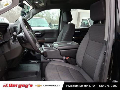 Certified 2022 Chevrolet Silverado 1500 RST image 16