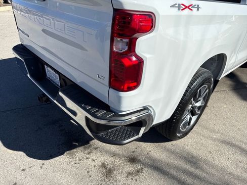 Used 2023 Chevrolet Silverado 1500 LT image 39