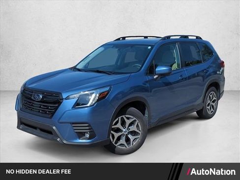 Used 2024 Subaru Forester Premium AWD/4WD image 1