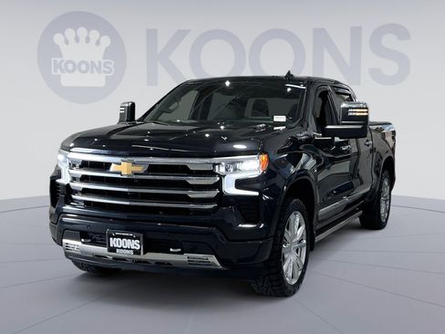 Used 2023 Chevrolet Silverado 1500 High Country w/ High Country Premium Package AWD/4WD image 1