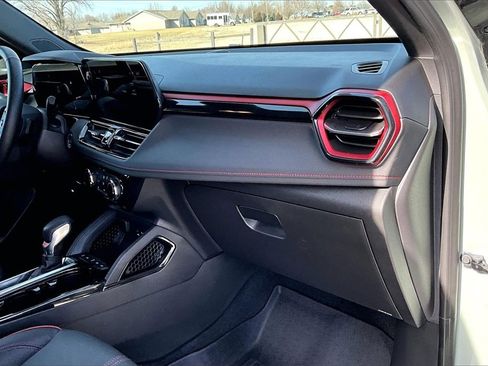 Used 2024 Chevrolet TrailBlazer RS w/ Driver Confidence Package image 14