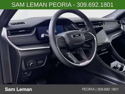New 2027 Jeep Grand Cherokee Laredo X AWD/4WD image 9
