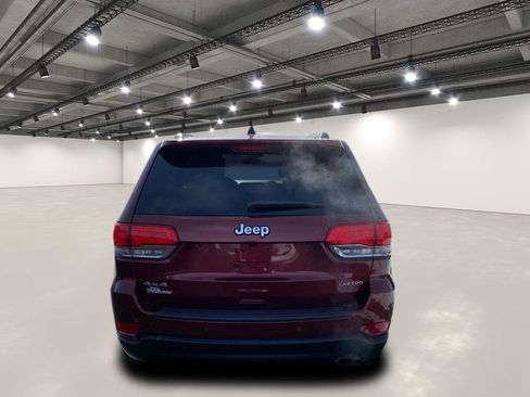 Used 2019 Jeep Grand Cherokee Laredo image 6