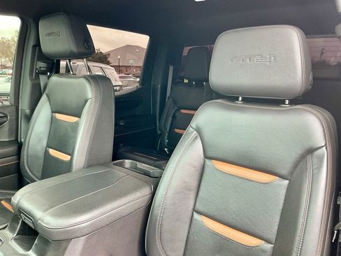 Used 2024 GMC Sierra 1500 AT4 w/ Technology Package image 41