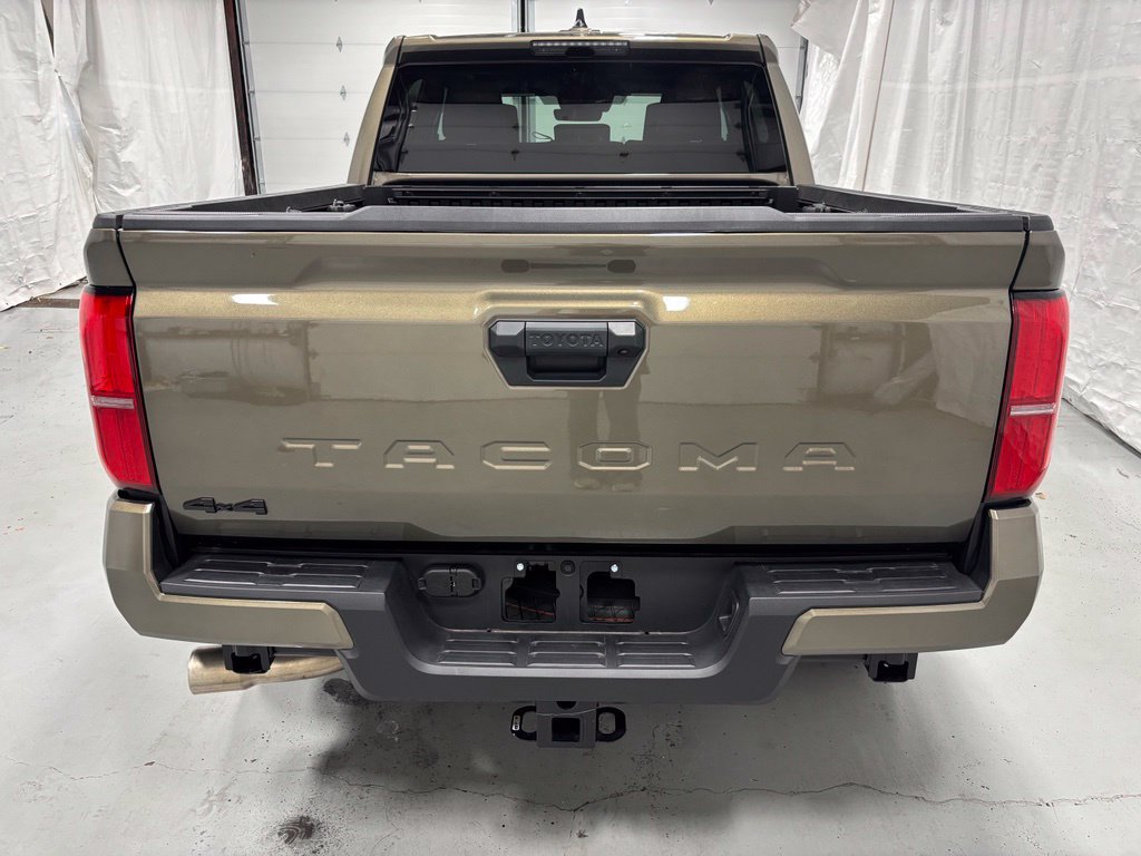 Used 2026 Toyota Tacoma TRD Sport AWD/4WD image 6