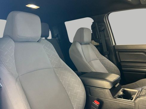 Used 2025 Toyota Tacoma SR5 image 17