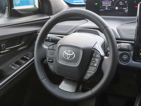New 2026 Toyota C-HR AWD/4WD image 18