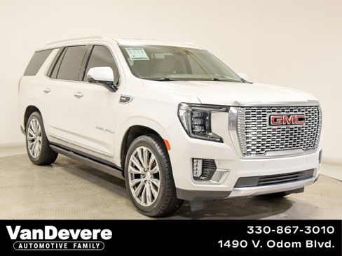 Used 2021 GMC Yukon Denali w/ Denali Ultimate Package image 1