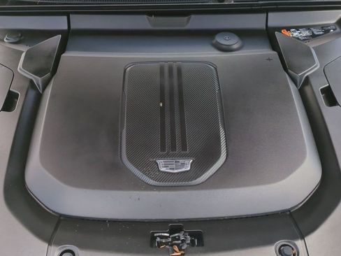 Certified 2024 Cadillac Lyriq Tech AWD/4WD image 21