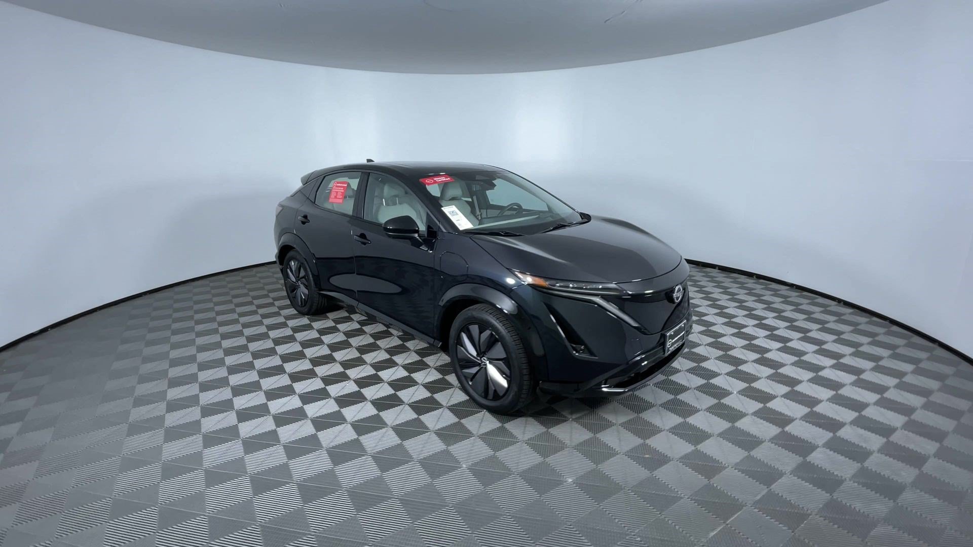 Certified 2024 Nissan Ariya AWD image 2