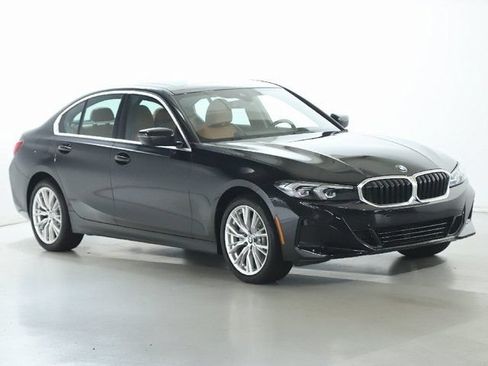 Used 2023 BMW 330i xDrive Sedan w/ Premium Package AWD/4WD image 10