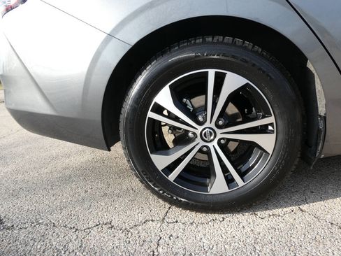 Used 2021 Nissan Sentra SV FWD image 31