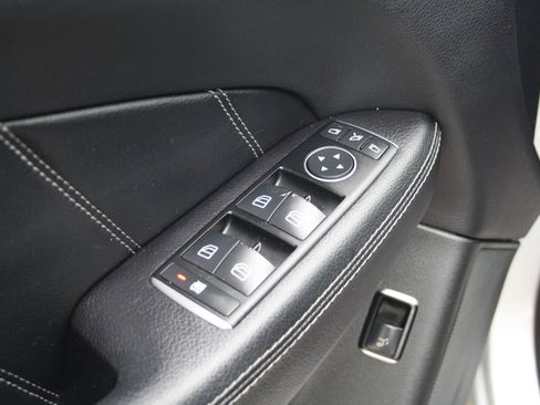 Used 2015 Mercedes-Benz GL 450 4MATIC image 19