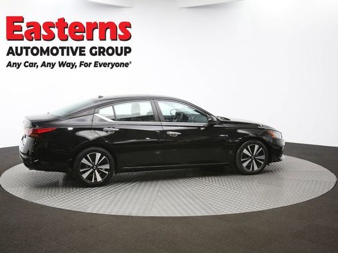 Used 2021 Nissan Altima 2.5 SV w/ SV Premium Package FWD image 41