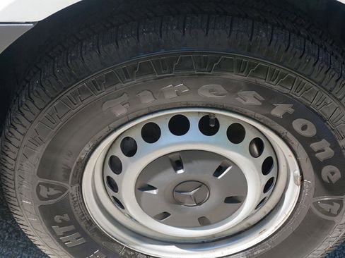 Used 2022 Mercedes-Benz Sprinter 2500 image 24