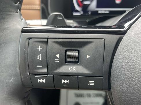 Used 2025 Nissan Pathfinder Platinum w/ Cargo Package AWD/4WD image 28