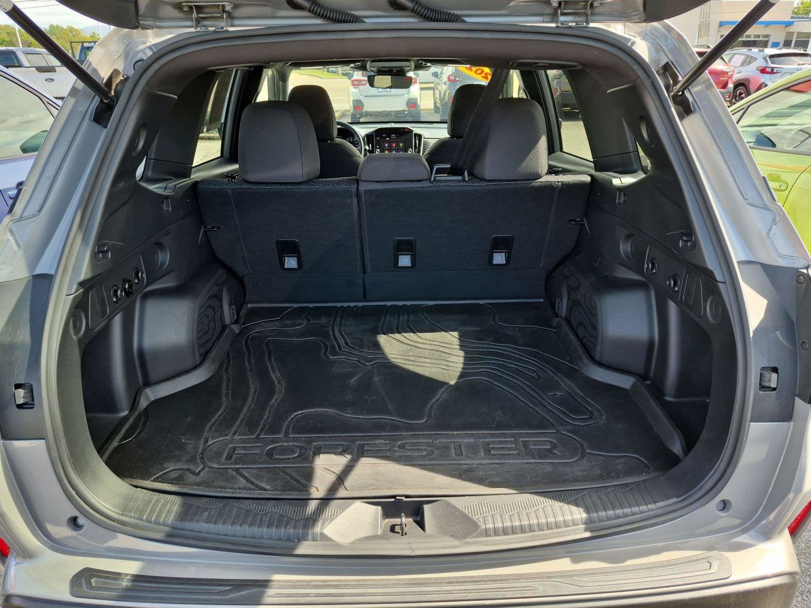 Certified 2025 Subaru Forester Premium AWD/4WD image 27