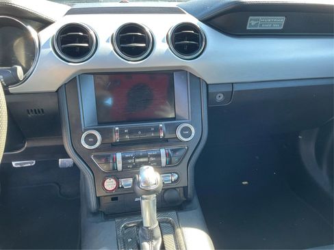 Used 2016 Ford Mustang Premium image 12