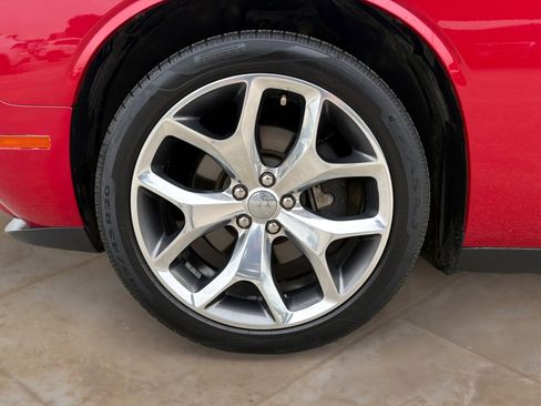 Used 2015 Dodge Challenger SXT Plus RWD image 28