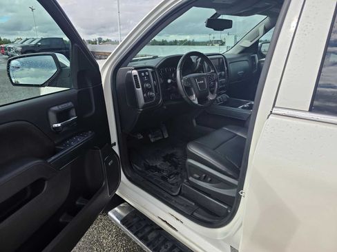 Used 2014 GMC Sierra 1500 SLT w/ All-Terrain Package AWD/4WD image 19