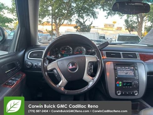 Used 2011 GMC Yukon XL SLT AWD/4WD image 33