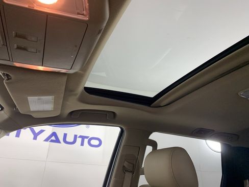 Used 2017 Toyota Sequoia SR5 image 30