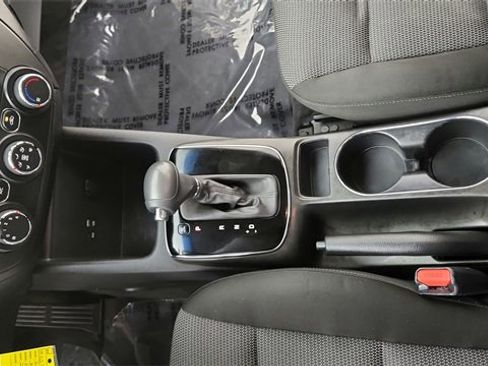 Used 2017 Kia Forte LX image 21