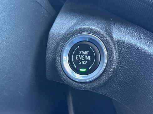 Used 2023 Chevrolet TrailBlazer LT AWD/4WD image 23