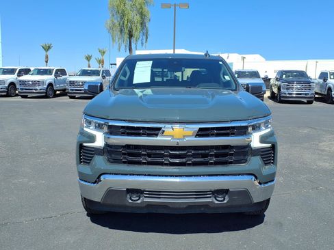 Used 2026 Chevrolet Silverado 1500 LT w/ Leather Package AWD/4WD image 2