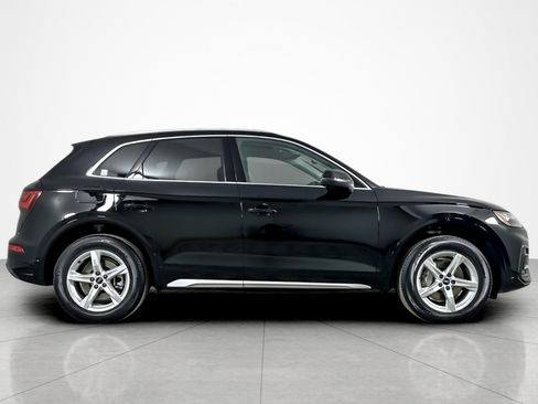 Used 2023 Audi Q5 2.0T Premium w/ Convenience Package image 6