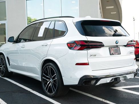 Used 2024 BMW X5 xDrive40i w/ M Sport Package AWD/4WD image 17