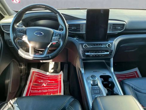 Used 2020 Ford Explorer ST w/ Premium Technology Package image 14