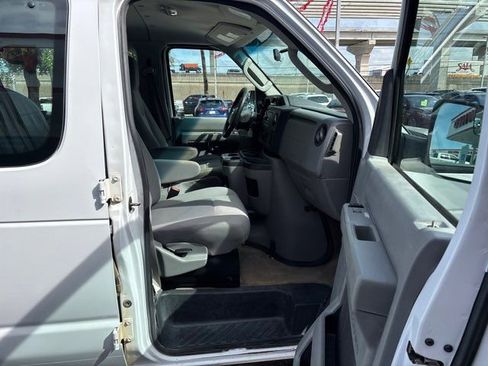 Used 2014 Ford E-350 and Econoline 350 XLT RWD image 45