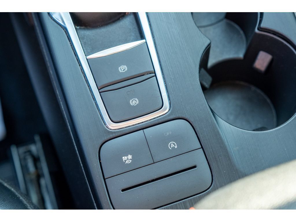 Used 2025 Ford Escape ST-Line FWD image 27