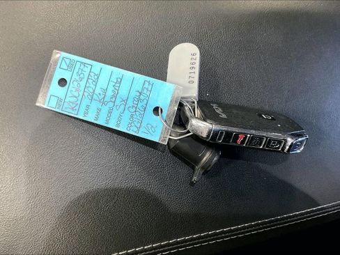 Used 2022 Kia Sorento SX image 13