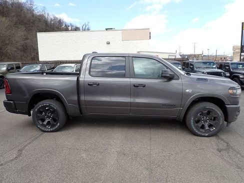 New 2026 RAM 1500 4x4 Crew Cab image 8