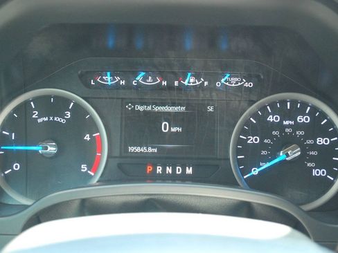 Used 2022 Ford F350 XLT w/ XLT Premium Package AWD/4WD image 22